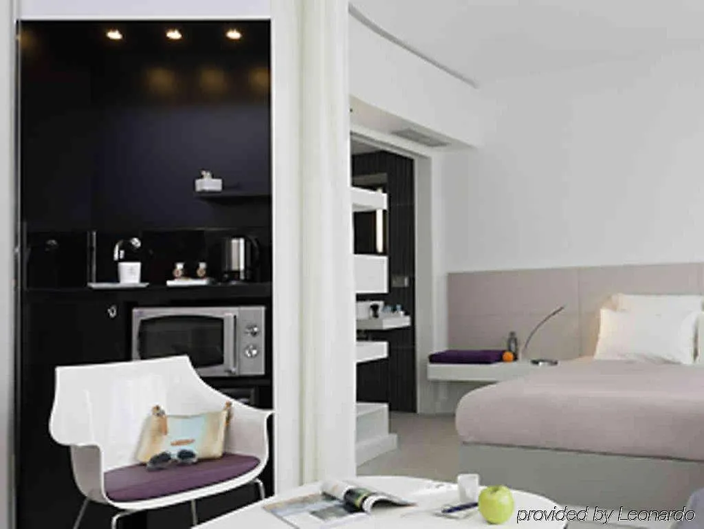 Novotel Suites Malaga Centro 4*,